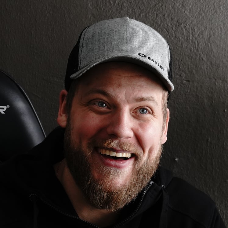 Björn på Björns Tech & Gaming i Åsele Björn på Björns Tech & Gaming i Åsele
