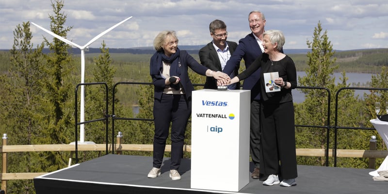Helene Hellmark Knutsson, landshövding i Västerbotten, Kasper Hansen, AIP Management, Nils de Baar, Vestas och Sandra Grauers Nilsson, Vattenfall, inviger vindkraftsparken Blakliden Fäbodberget